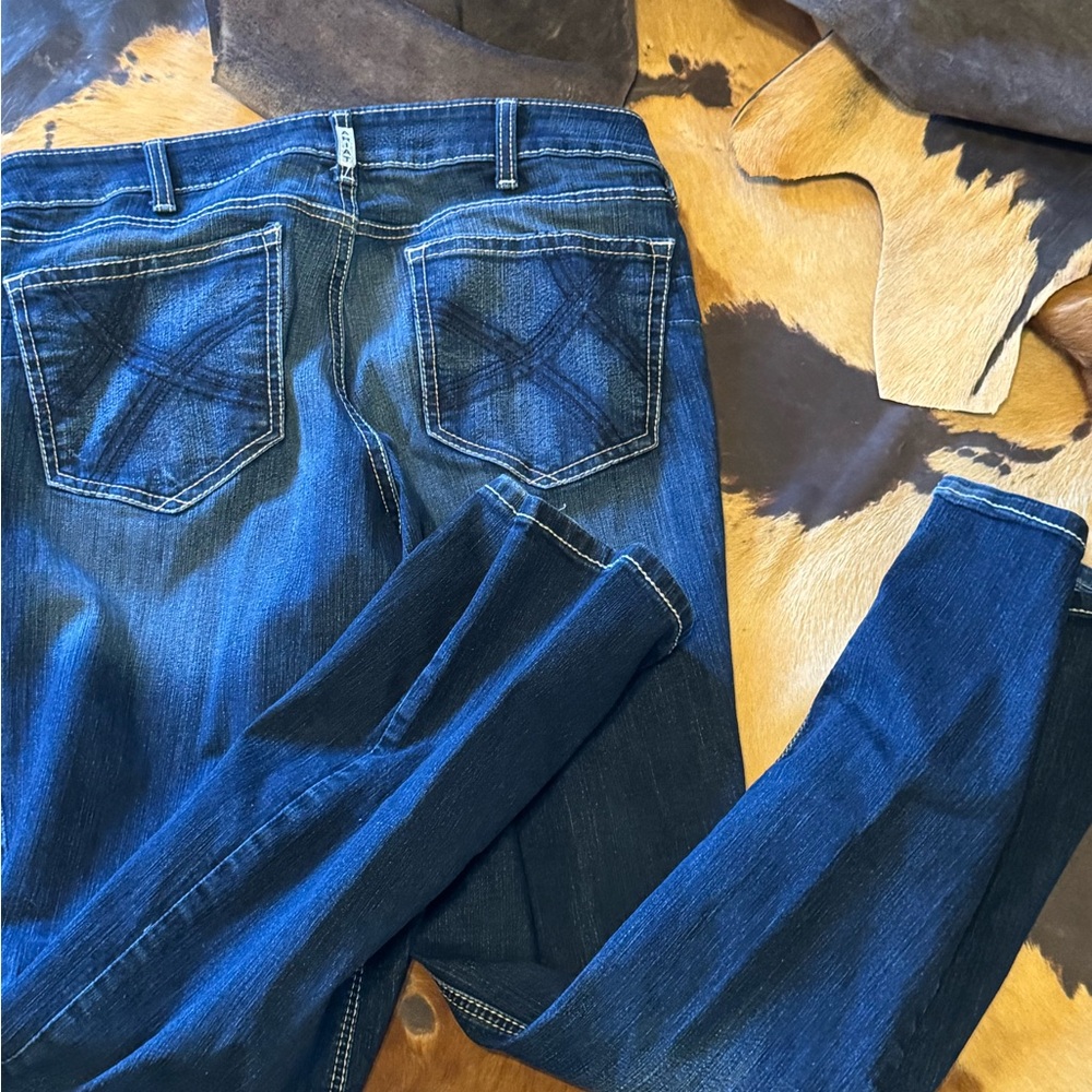 Ariat Blue Straight Leg Jeans with Classic Fading